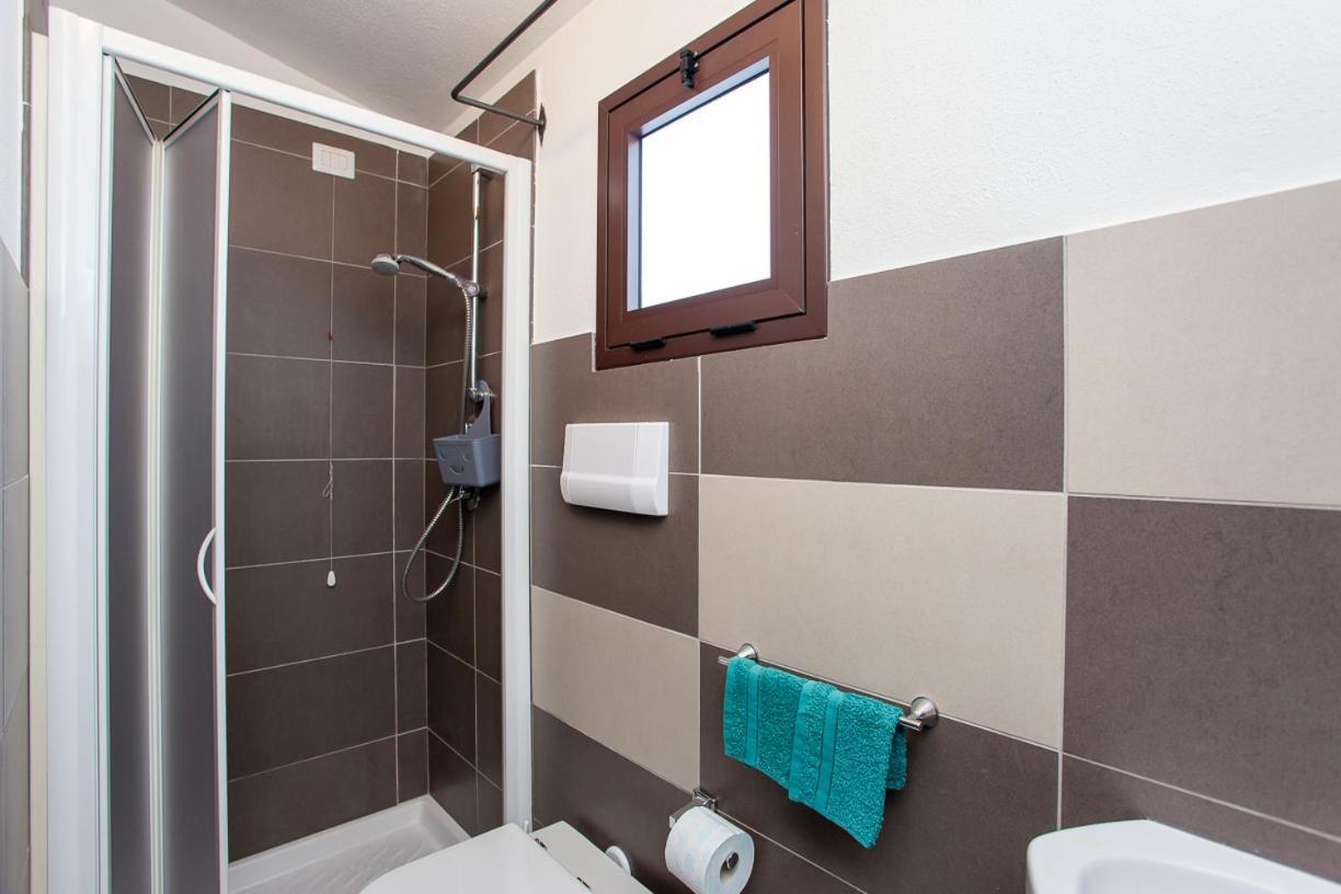 Mivida "Le Stanze Di Ada" Bed & Breakfast San Teodoro  Bagian luar foto