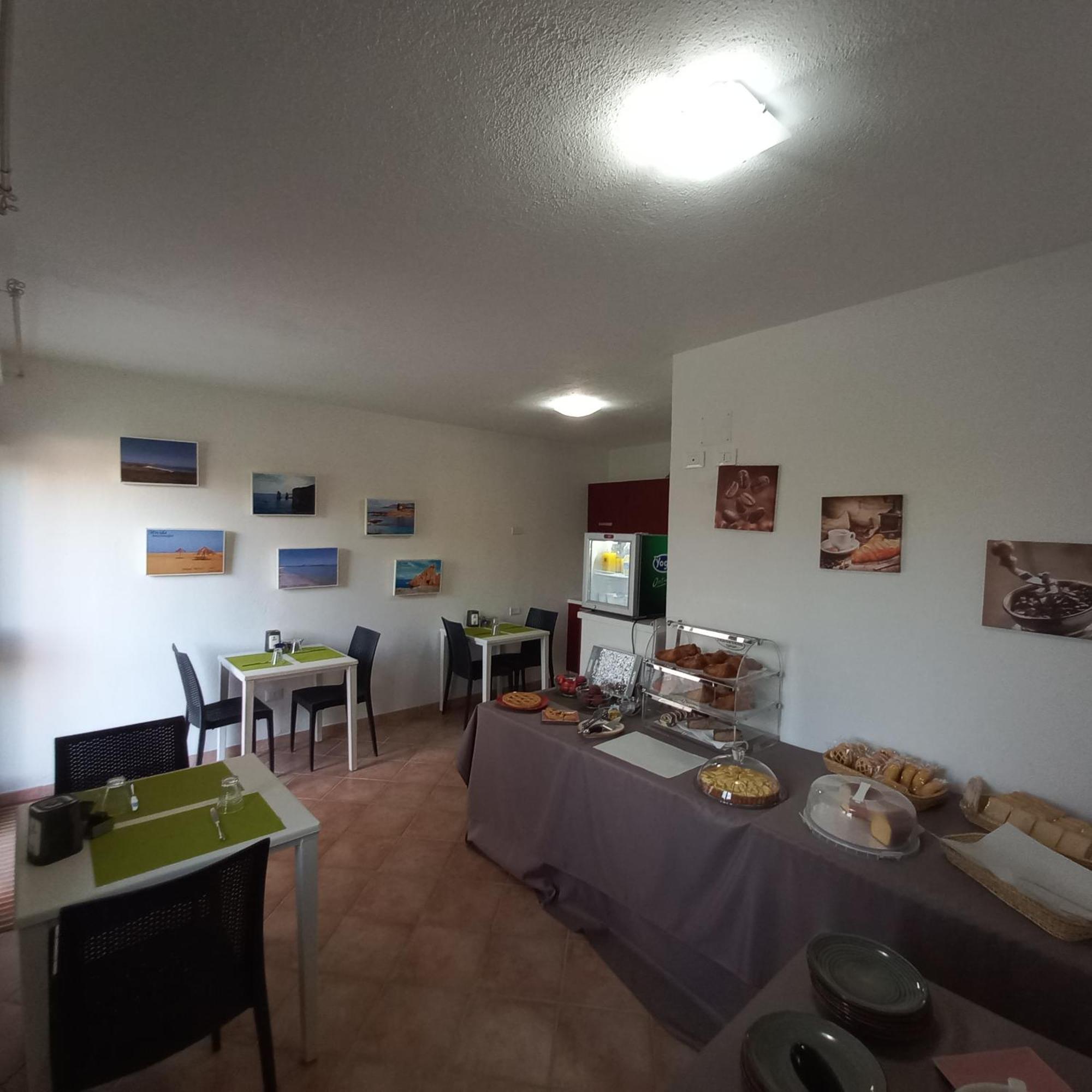 Mivida "Le Stanze Di Ada" Bed & Breakfast San Teodoro  Bagian luar foto